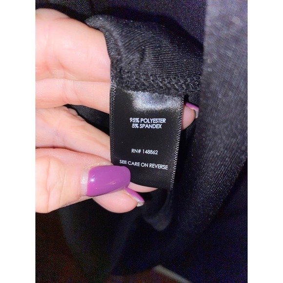 Black Torrid Skater Dress.  Size 0.  Deep Pockets.  Polyester Spandex. - Picture 3 of 5